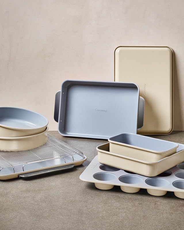 Caraway Non-Stick Ceramic 9??Square Pan - Naturally Slick Ceramic Coating - Non-Toxic, PTFE & PFOA Free - Perfect for Brownies, Lemon Bars, Cakes, & More - Perracotta