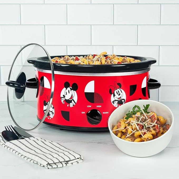 Uncanny Brands Disney Mickey and Minnie Mouse 5-Quart Slow Cooker ??Officially Licensed, Removable Stoneware, Adjustable Temperature, Easy-Clean Design