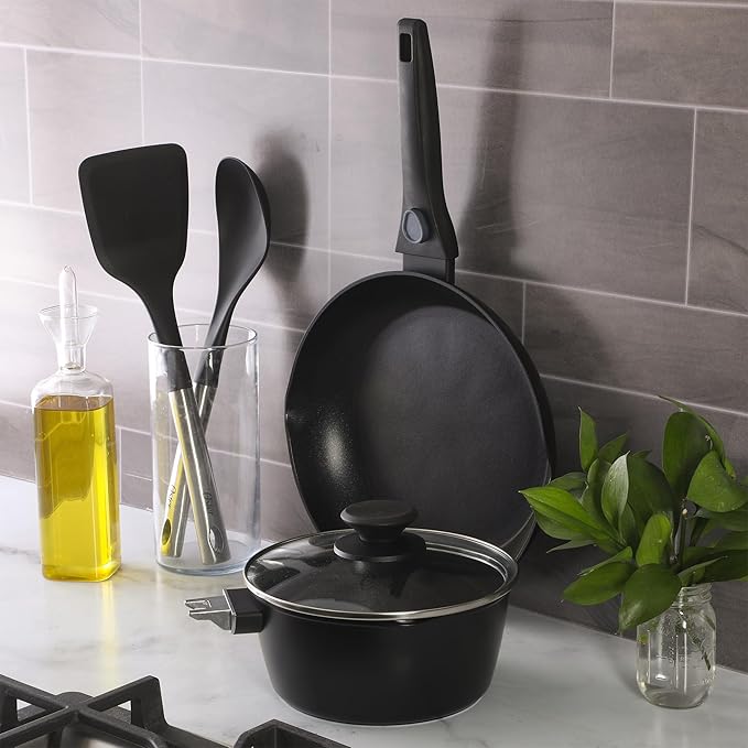 Oster SmartHandle 2-Qt Nonstick Saucepan & 10-Inch Fry Pan with Removable Handle Cookware Set ??Oven & Dishwasher Safe, Space-Saving Cookware