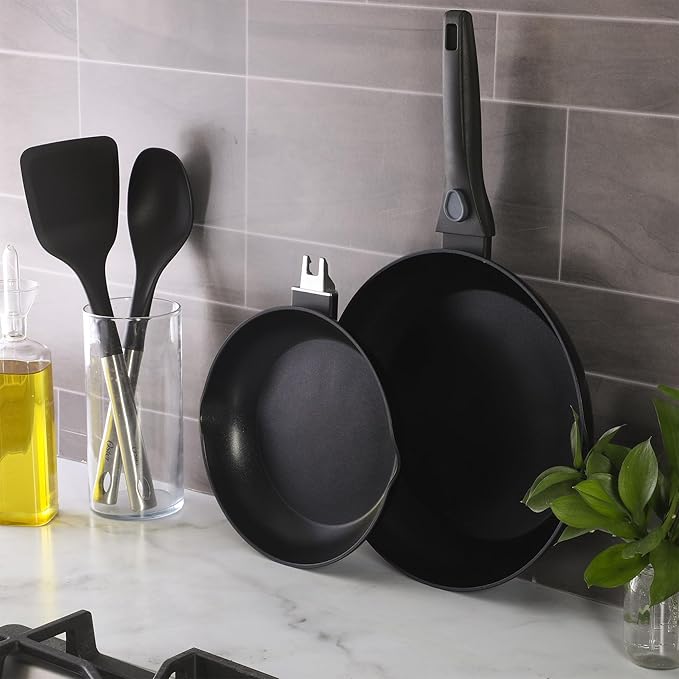 Oster SmartHandle 2-Piece Fry Pan Set, 11-Inch & 9-Inch Nonstick Skillets with Removable Handle ??Oven & Dishwasher Safe, Space-Saving Cookware