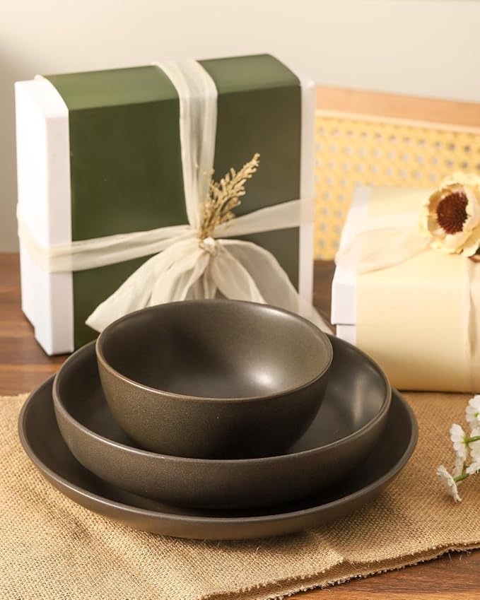 Stoneware Dinnerware Set for 4 Person,12 Pieces Ceramic Plates and Bowls Sets Matte Black Modern Dish Set for Kitchen Dinner,Scratch Resistant,Microwave and Dishwasher Safe,Round
