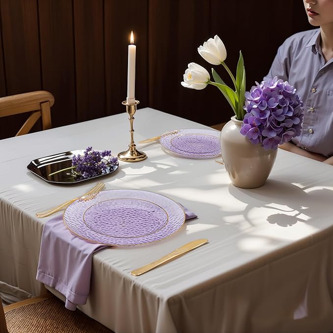 DaYammi 100 Pcs Purple Gold Plastic Plates - 10 inch Clear Purple Gold Dinner Plates - Hammer Pattern Design - Fancy Disposable Plate - Heavy Duty Party Plate Ideal for Wedding
