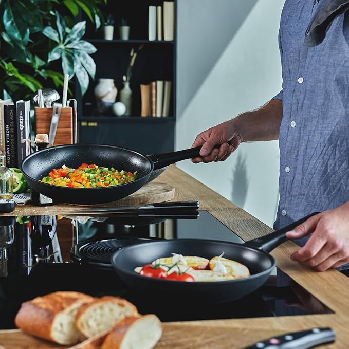 ZWILLING Madura Plus Forged 11-inch Nonstick Fry Pan