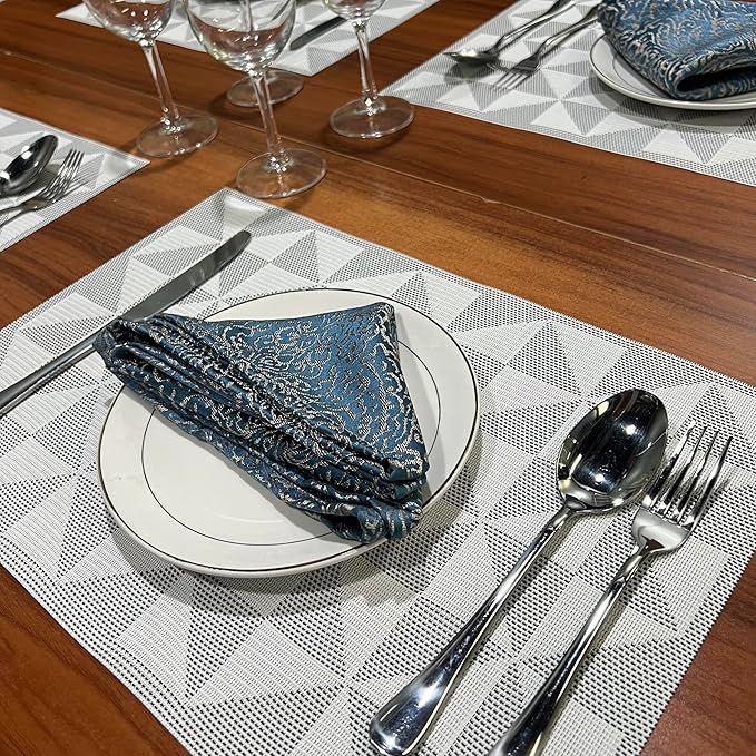 Placemat,Blending Color Durable Woven Vinyl Placemat Washable Heat-Resistant Anti-Skid Kitchen Dining Table Mats (Set of 8, White Black)