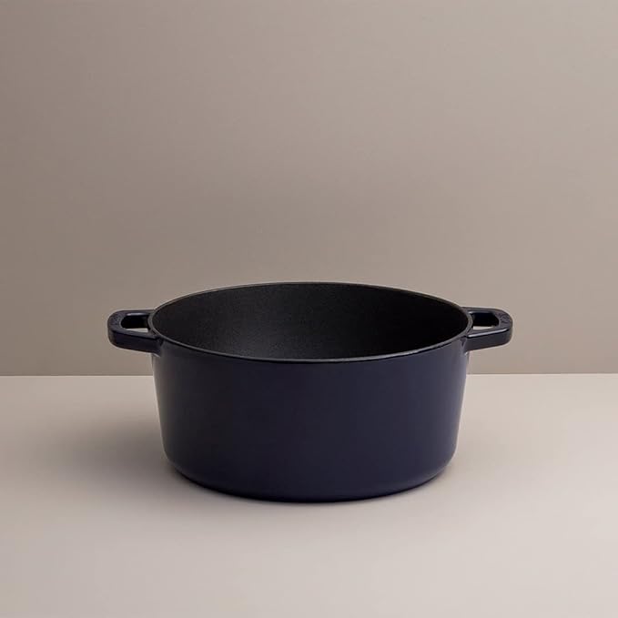 Milo by Kana 3.5-quart Enameled Cast Iron Dutch Oven with Lid | Premium Casserole Cooking Pot | Enamel Coating Inside and Out | Oven Safe and Dishwasher Friendly (Navy Blue with Gold Knob))
