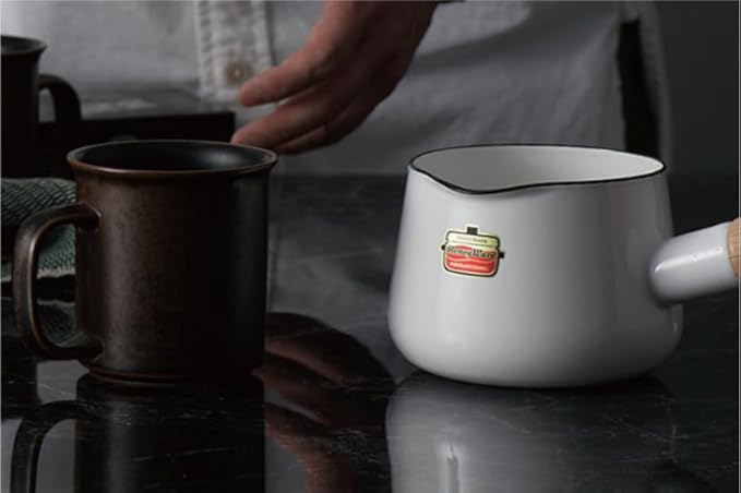 FUJIHORO JAPAN Milk Pan, White, 4.7 inches (12 cm), Solid SD-12M.W, Enamel Kitchenware, PFAS-free, Japanese Design & Craftmanship