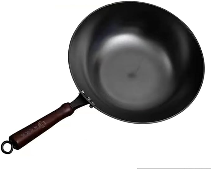 12.6" Cast Iron Flat-bottom Wok, Traditional Chinese Cooking Pan, Saute Stir-Fry Cookware with Wooden Handle, Physical Non Stick, Use on Induction, Electric, Gas, Open Fire,BBQ,Grill &Camping