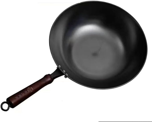 12.6" Cast Iron Flat-bottom Wok, Traditional Chinese Cooking Pan, Saute Stir-Fry Cookware with Wooden Handle, Physical Non Stick, Use on Induction, Electric, Gas, Open Fire,BBQ,Grill &Camping