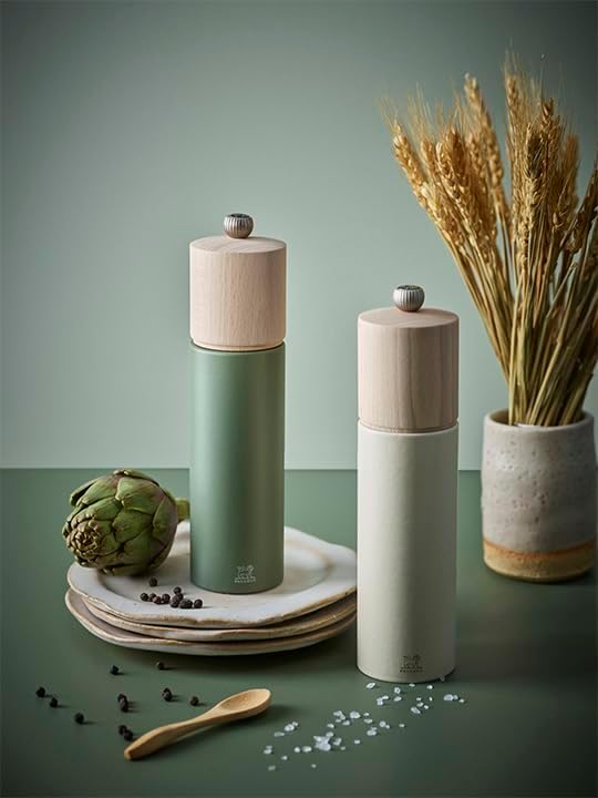 PEUGEOT - Boreal 21 cm/ 8" Pepper Mill - Classic Grind System - Made with PEFC Certified Beech Wood - Made in France - Fern Green