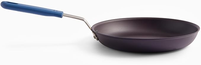 Misen 10 Inch Pre-Seasoned Carbon Steel Fry Pan ??Lightweight, Even Heating, Heat Retention ??Oven Safe to 500째F ??Ideal for Searing, Saut챕ing, and Frying ??Versatile Durable, Easy to Clean