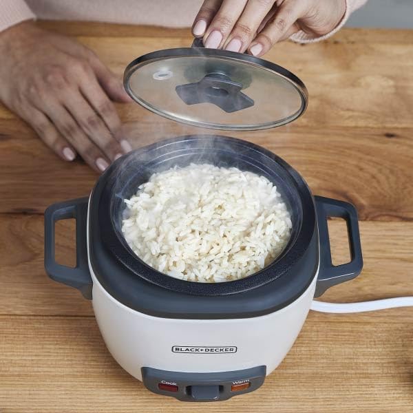 BLACK+DECKER 3-Cup Rice Cooker, RC503, 1.5-cup Uncooked Rice, Steaming Basket, Removable Non-Stick Bowl, One Touch, White