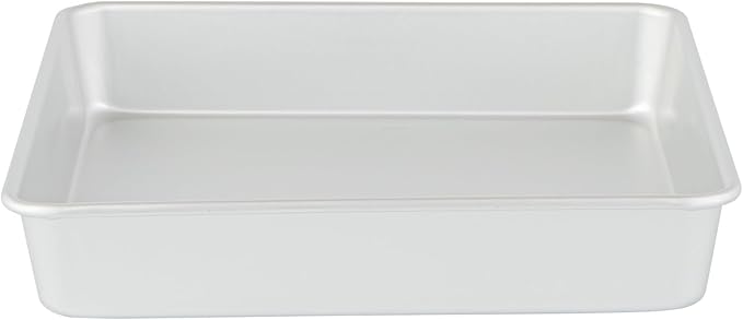 Restaurantware Square Aluminum Cake Pan - 10 x 10 x 2 Inch - Professional Brownie Pan - Straight-Sided Baking Pan - Even Heat Distribution - Silver