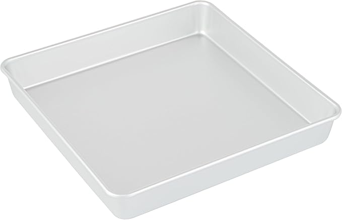 Restaurantware Square Cake Pan 12 Count 12 x 12 x 2 Inch Aluminum Square Baking Pan Straight-Sided Silver Oven-Safe Bakeware For Professional Bakers