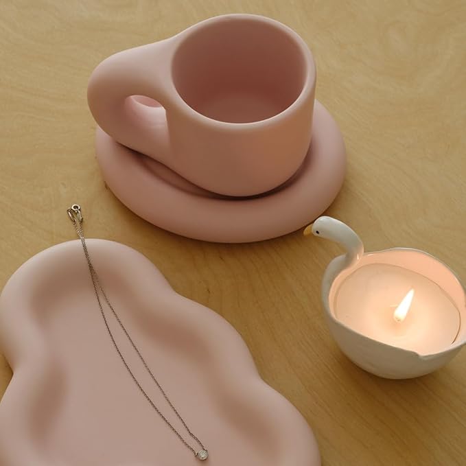 WENSHUO Chubby Funny Coffee Mug, Novelty Cute Cup and Saucer, Matte Cr챔me, 9 oz (Matte Soft Pink)