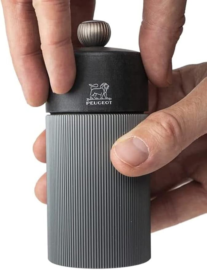 PEUGEOT- Line Pepper Mill - Classic Grind Adjustment - Aluminum and PEFC Certified Wood-Made in France - Carbon Color. 12 cm -4.75"