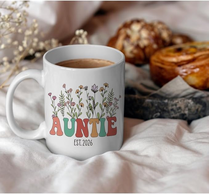 Wildflowers Auntie Mug - Promoted to Auntie Est 2026 - Aunt to Be Gift - Pregnancy Announcement Gift for Best Friend - New Aunt Mug - Christmas Gifts for Aunts