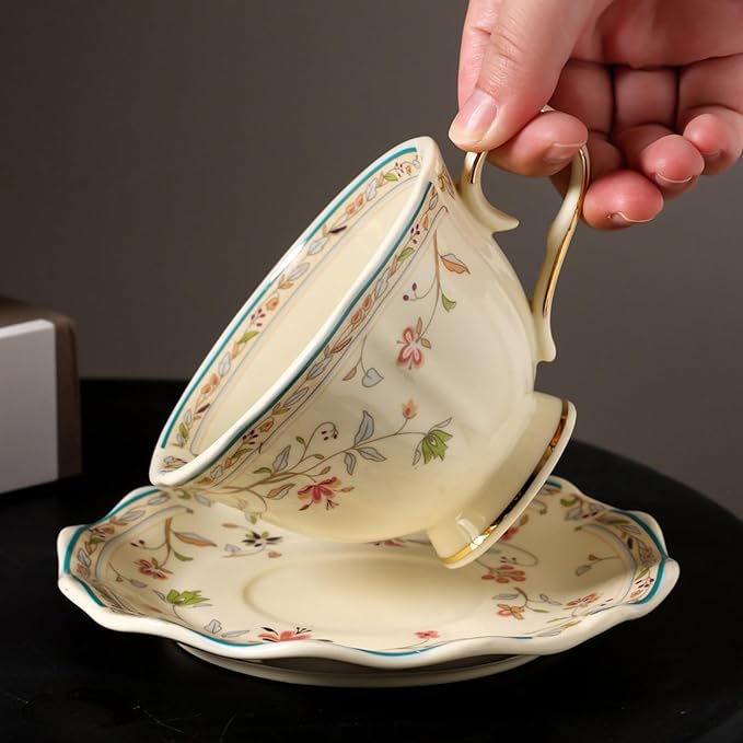 Golden Handle Ceramic Tea Cups and Saucers,Vintage flower Pattern Espresso Coffee Mug Set,Bone China Tea Cups about 8.45 oz/250 ml, Style02
