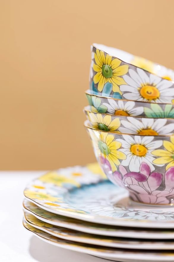 Aynsley Daisy Corset Fine Bone China Teacup and Saucer Set - 5.07oz Hand-Painted Gold-Trimmed Corset-Shape Set, Fancy Gift for Birthdays/Mother?셲 Day/Tea Lovers (Pink)