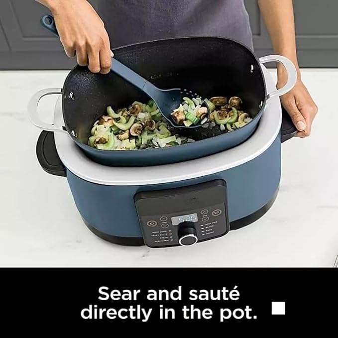 Ninja Foodi PossibleCooker PRO MC1000 8.5Qt Multicooker 8 in 1 Slow Cooker,Warmer, Glass Lid, Integrated Spoon, Nonstick (Blue)