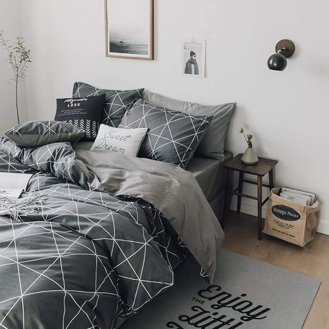 LifeTB Grey Plaid Comforter Set Queen Geometric Plaid Bedding Comforter Set 3 Pieces Plaid Grid Comforter with 2 Pillowcases Fluffy Soft Checkered Pattern Comforter Set for All Season Queen Size