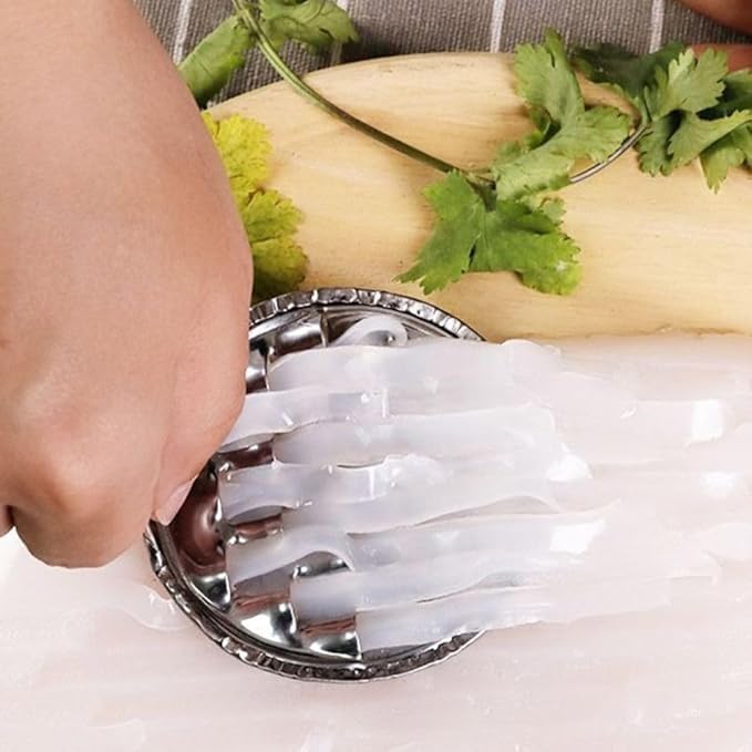 Large Bean Jelly Scraper,Cold Jelly Grater,Stainless Steel Jelly Scraping Scraper,Chinese Pasta Liang Pi Maker,Multipurpose Jelly Scraper, Peeling, Grating and Slicing Tool