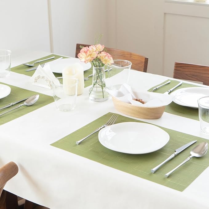 SUMYMERY Placemats Set of 6 Vinyl/Plastic Woven Place Mats for Kitchen Table Indoor/Outdoor Washable Placemat Wipeable Dining Table Mats (Oliver Green,6)