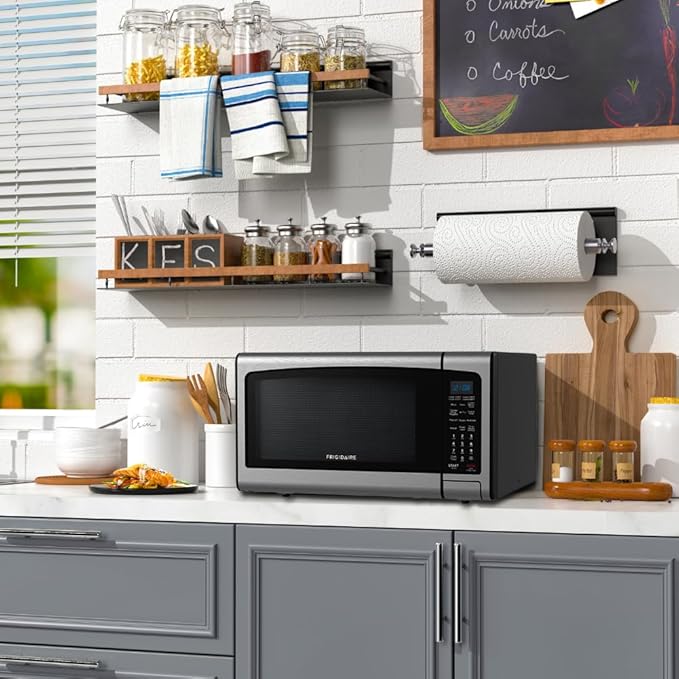 FRIGIDAIRE 1.2 cu ft Microwave, Digital Air Fryer, Convection Oven, Combo-Fry with XL Capacity, Stainless Steel Finish