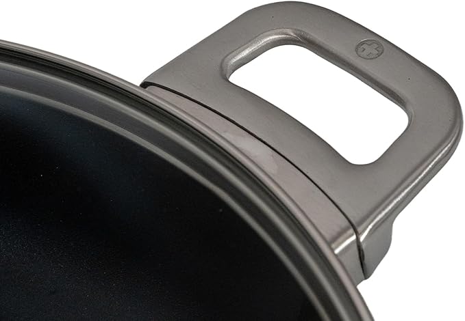 Swiss Diamond Nonstick Hybrid Ceramic and Diamond-Infused Sauteuse Saute Pan With Glass Lid, PFAS- and PFOA-free, Dishwasher & Oven Safe Up To 500 째F (3.7 Quart)