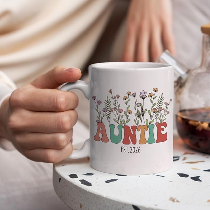 Wildflowers Auntie Mug - Promoted to Auntie Est 2026 - Aunt to Be Gift - Pregnancy Announcement Gift for Best Friend - New Aunt Mug - Christmas Gifts for Aunts
