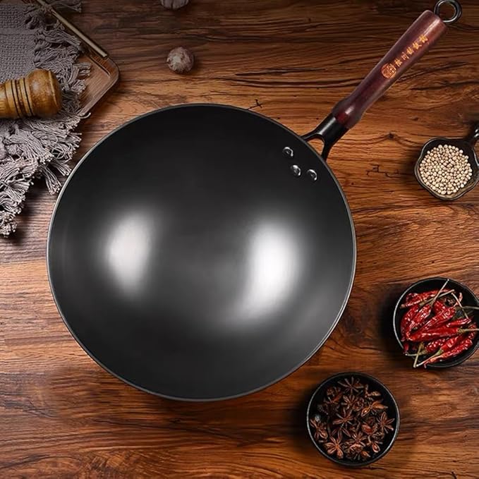 12.6Inch(32cm) Chinese Cast Iron Wok Pan, Stir-Frying Saute Cooking Pan Cookware No-Coatings Use on Gas stove, Campfire Open Fire Stir-Fry, Black Physical Non Stick