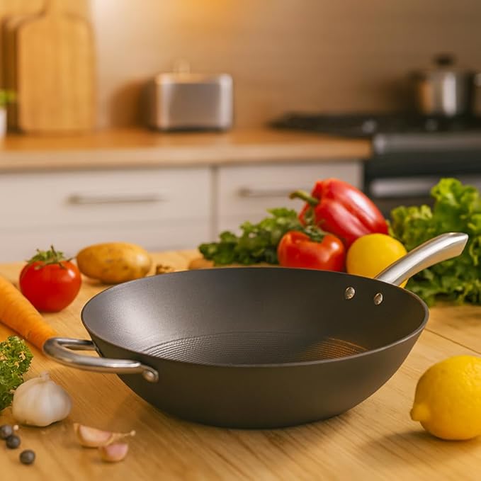 Cuisiland 12.5" Honeycomb Cast Iron Wok with Dual Handles ??Non-Stick Stir-Fry Pan, Stainless Steel Long Handles, Oven Safe, Classic Cast Iron Heat Retention