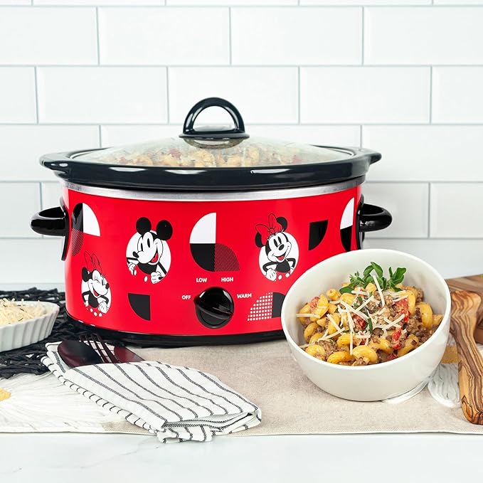 Uncanny Brands Disney Mickey and Minnie Mouse 5-Quart Slow Cooker ??Officially Licensed, Removable Stoneware, Adjustable Temperature, Easy-Clean Design