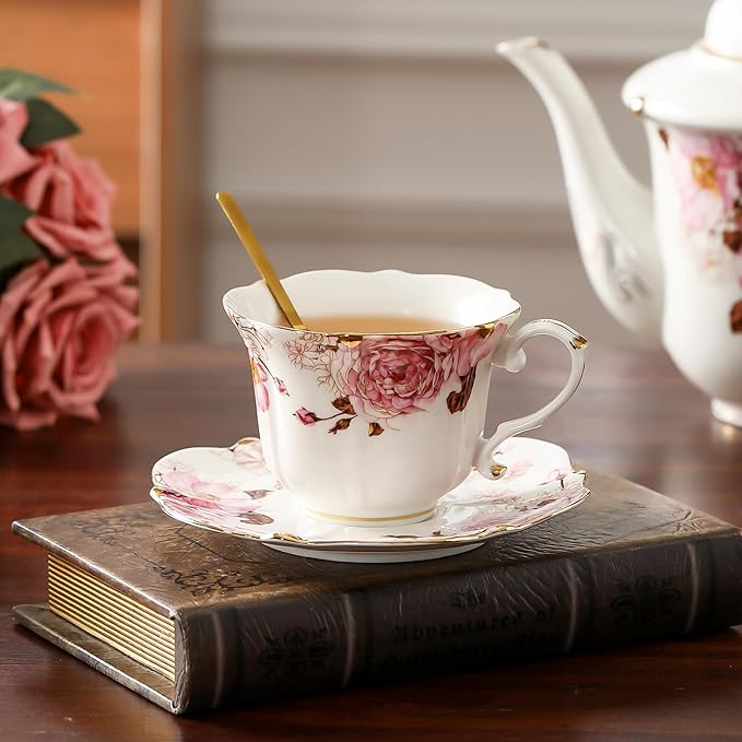 TATSUMI Country Roses Bone China Tea Cup and Saucer Set, 3 Pieces, Vintage Style, For Women and Tea Parties (Chocolate Red, 1 set)
