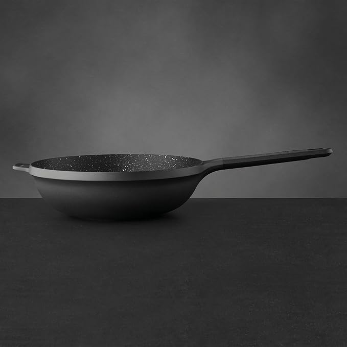 BergHOFF GEM Non-Stick Cast Aluminum Stir-Frying Pan 11" 4.1 qt. Black Stay-Cool Handle, Hanging Loop Ferno-Green, PFOA Free Coating Induction Cooktop Fast Heating