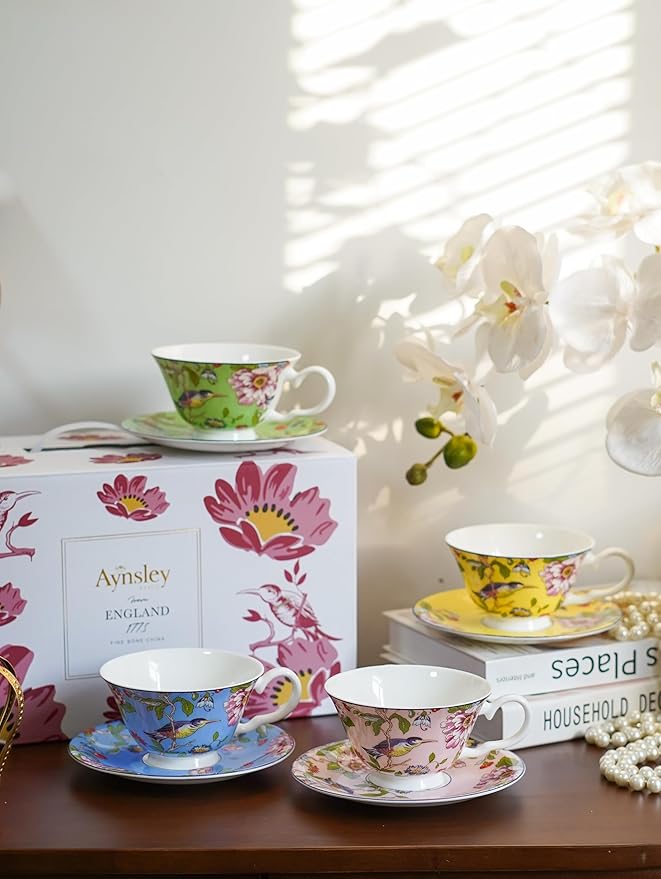 Aynsley Cottage Garden Windsor Fine Bone China Teacup & Saucer - 7.5oz (220ml), Elegant Windsor Shape, Christmas Gift for Tea Lovers, British Craftsmanship-Blue