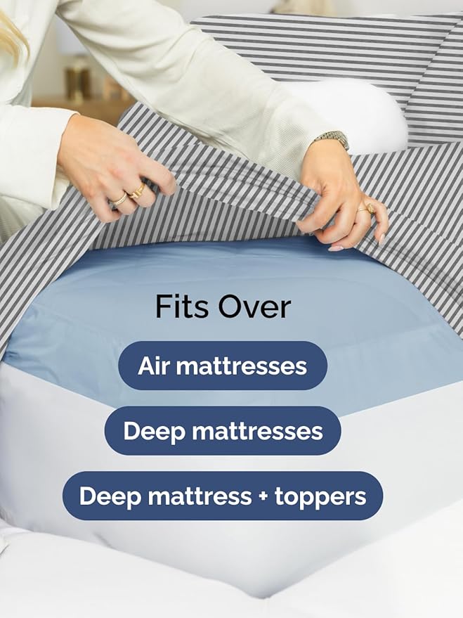 Extra Deep Pocket Queen Sheet Set - 4 Piece Breathable & Cooling Bed Sheets - Hotel Luxury Sheet Set - Ultra Soft, Wrinkle Free & Comfy - Fits Extra Deep Mattresses - Deep Pocket Grey Stripes 2 Sheets