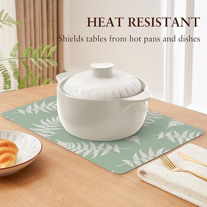 QIYI Placemats Set of 4, 12x18 Inch Faux Leather Place Mats for Kitchen Dinning, Heat Resistant Anti Slip Green White Table Mats, Waterproof Wipeable Washable Placemat Party Table D챕cor, Fern Leaves