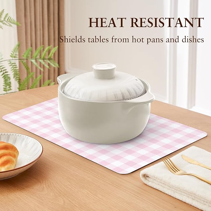 QIYI Placemats Set of 6, 12x18 Inch Faux Leather Place Mats for Kitchen Dinning, Heat Resistant Anti Slip Grid Table Mats, Waterproof Wipeable Washable Placemat Party Table D챕cor, Pink Gingham Check