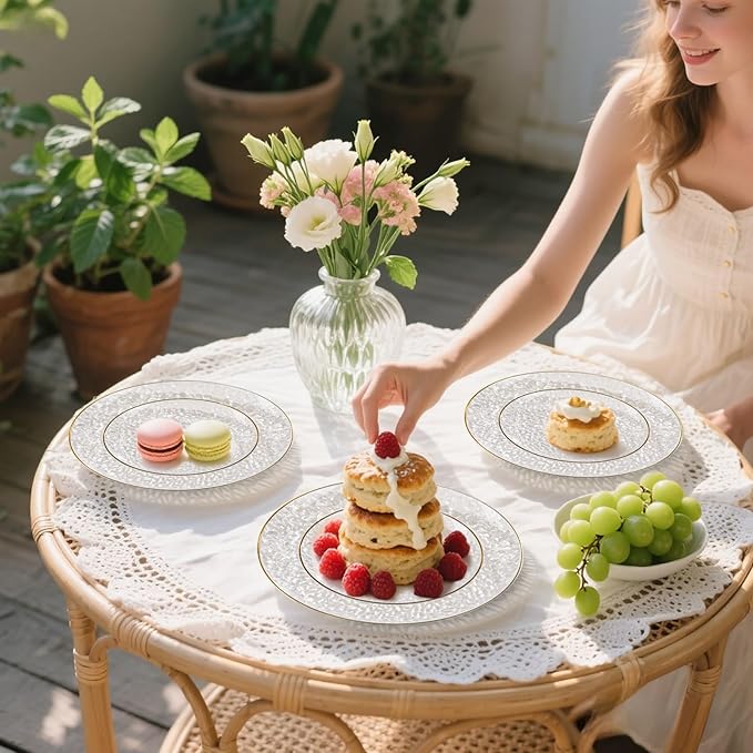 SUT 36Pcs Clear Plastic Plates, Hammered Plates Disposable Heavy Duty, Clear Disposable Plates With Gold Rim, Fancy Plastic plates Include 18 Dinner plate and 18 Dessert plate for Wedding