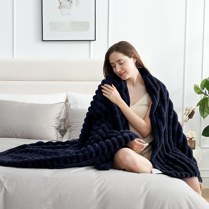 Am챕lie Home Faux Fur Throw Blanket for Couch, Cozy Fuzzy Fluffy Fur Luxurious Soft Striped Plush Gift Blankets for Family Sofa Chair Bedroom, 55"x70", Navy Blue