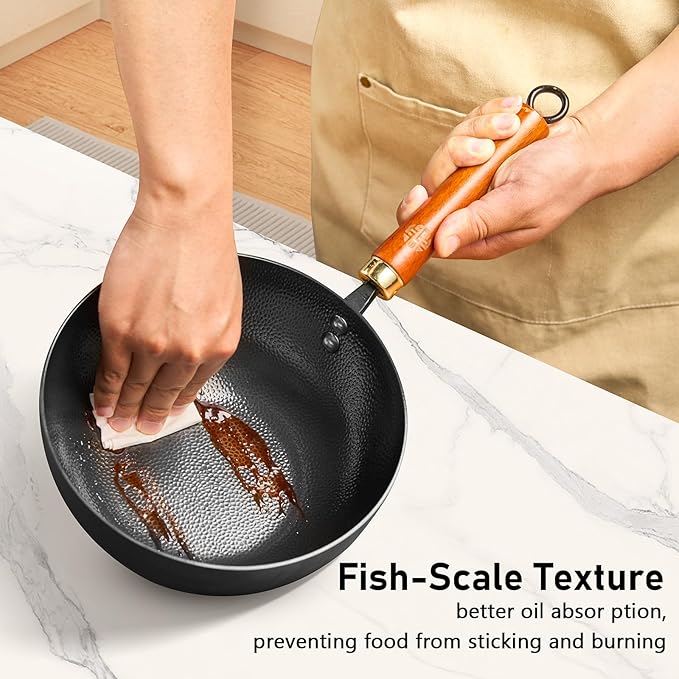 WANGYUANJI Iron Wok 8.7 Inch Deep Frying Skillet with Wooden Lid ??Versatile Flat Bottom Stir-Fry Pan, Chemical-Free & Induction Compatible, Ideal Wrought Iron Small Wok for Home, Chef & Pro Use
