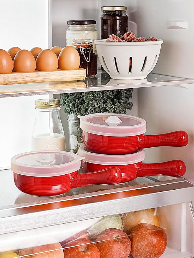 LE TAUCI Soup Bowls with Silicone Lids and Handles, 15 Oz French Onion Soup Bowls, Non-Toxic Ceramic Soup Crocks for Noodles, Stew, Cereal and Chilli, Oven Microwave Dishwasher Safe, Set of 4, Red