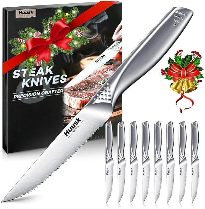 Huusk Serrated Steak Knives Set, 4.5" Japanese Stainless Steel Steak Knives Set of 8, Sharp Dishwasher Safe Dinner Knife for Kitchen Table with Gift Box, Christmas Gifts for Men Women