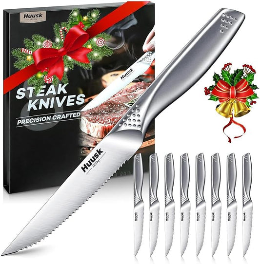 Huusk Serrated Steak Knives Set, 4.5" Japanese Stainless Steel Steak Knives Set of 8, Sharp Dishwasher Safe Dinner Knife for Kitchen Table with Gift Box, Christmas Gifts for Men Women
