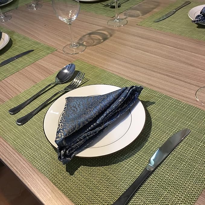 WAZAIGUR Placemats Easy to Clean Crisscross Woven Vinyl Place Mats Indoor Dining Durable Non-Slip Heat Resistant Table Mats for Kitchen Table Set of 4,Green and Yellow