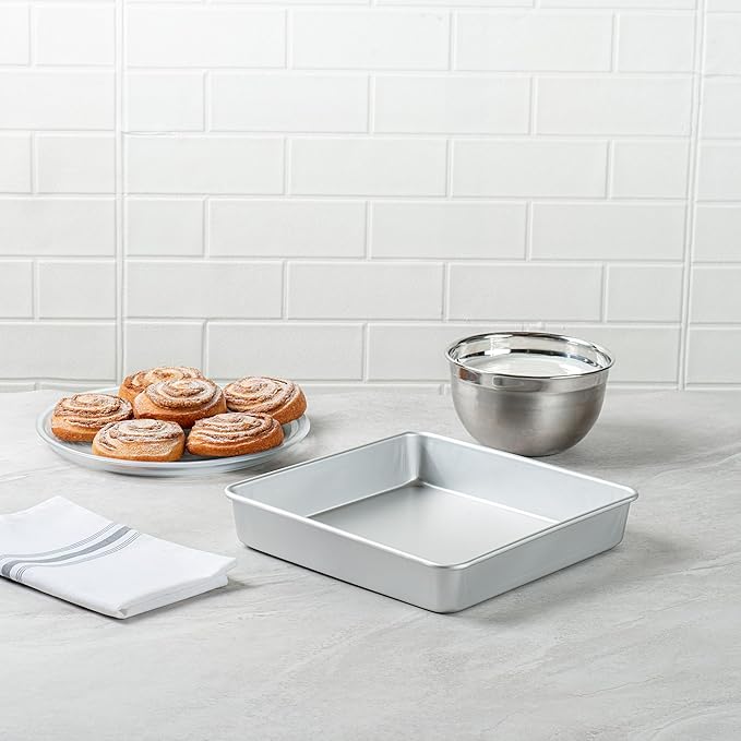 Restaurantware Square Aluminum Cake Pan - 10 x 10 x 2 Inch - Professional Brownie Pan - Straight-Sided Baking Pan - Even Heat Distribution - Silver