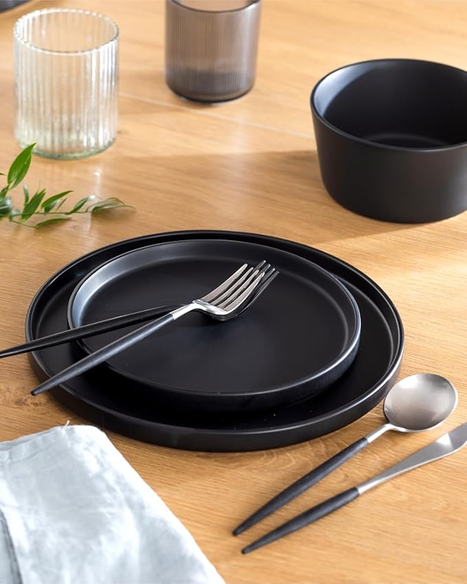 Stoneware dinnerware set 8 persons 32 pcs ??Matte black style plates and bowls set ??Dishwasher and microwave safe ??Bowl and plate set ??Dinner service Pure Living Interior Design
