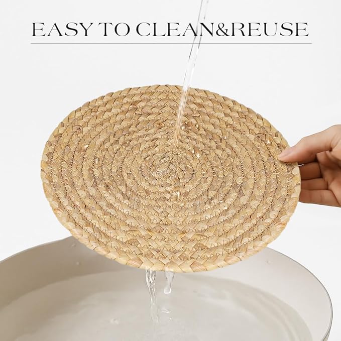 13??Woven Round Placemats Set of 4, Natural Water Hyacinth Braided Table Mats with 4 Wood Bead Napkin Rings, Washable Boho Farmhouse Rattan Place Mats for Home, Outdoor, Table Decor, Dinning, Wedding
