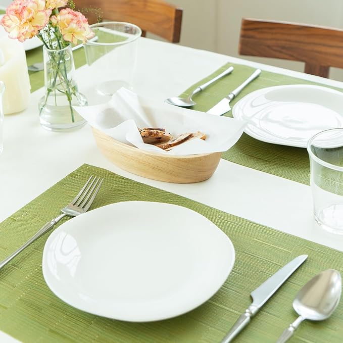 SUMYMERY Placemats Set of 4 Vinyl/Plastic Woven Place Mats for Kitchen Table Indoor/Outdoor Washable Placemat Wipeable Dining Table Mats (Oliver Green,4)