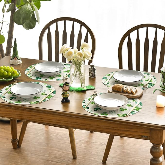 Artoid Mode Lucky Shamrock St. Patrick's Day Round Placemats Set of 4,14 Inch Seasonal Spring Farmhouse Table Mats for Party Kitchen Dining Decoration